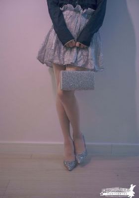 年轻的女老师_BD韩语在线播放