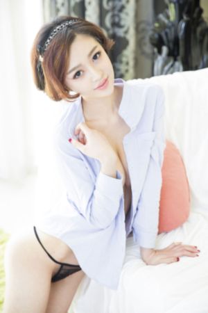 老女人擦她毛茸茸的下面电影_神马影院