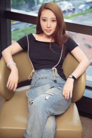 诱人的女邻居_BD国语在线观看