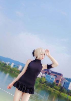 美女下部私部位撒尿_4K手机在线观看